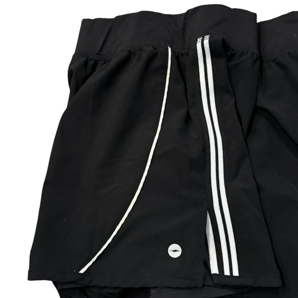 EUC Avia Workout shorts black with b/w side seam XL Sold out - Picture 2 of 5